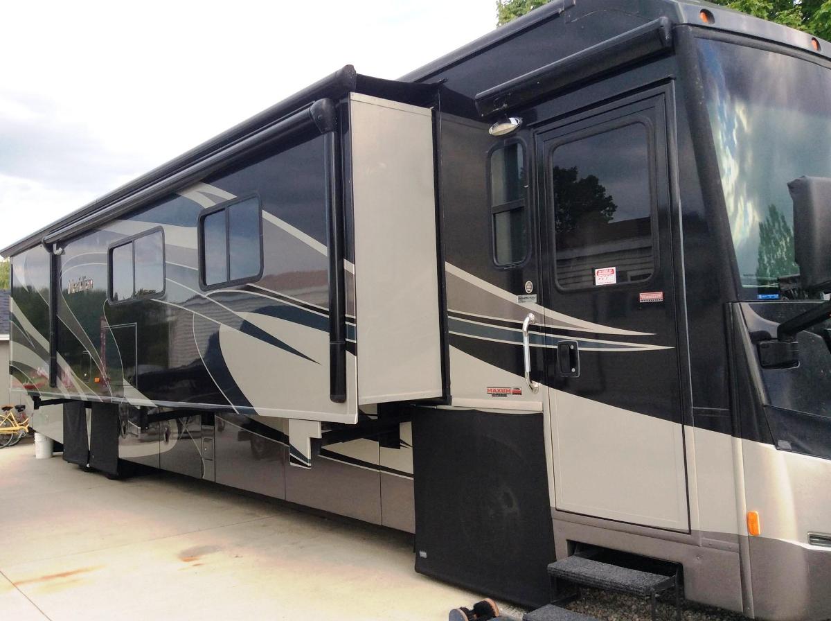 2013 Itasca Meridian 42E Used Motorhomes For Sale